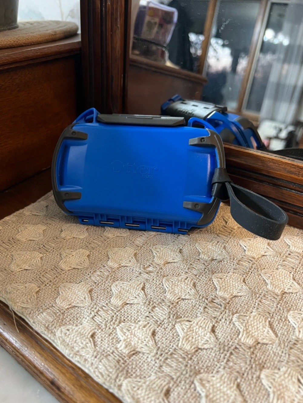 OTTERBOX Classic‎ Pursuit 20 Dry Box for Camping Water Sports Blue Black GUC